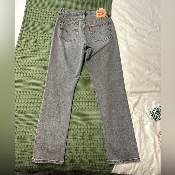 Grey Levi’s 501 27x30 - Picture 2 of 2